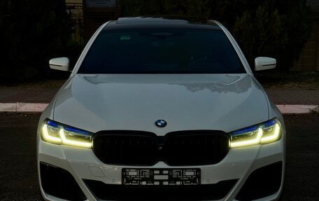 BMW 5 серия, 2020 год, 6 600 000 рублей, 3 фотография