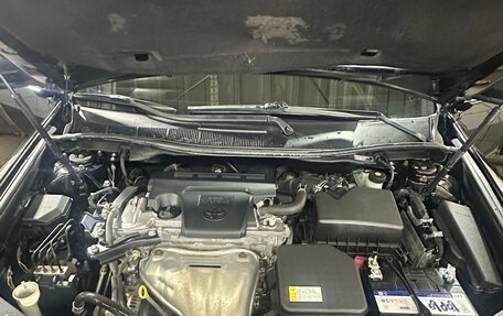 Toyota Camry, 2016 год, 1 900 000 рублей, 10 фотография