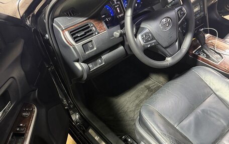 Toyota Camry, 2016 год, 1 900 000 рублей, 8 фотография