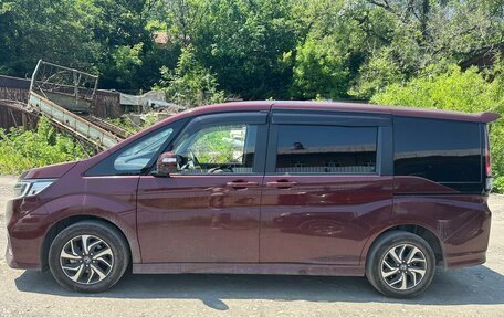 Honda Stepwgn IV, 2020 год, 2 610 000 рублей, 2 фотография