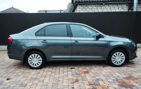 Skoda Rapid II, 2021 год, 1 680 000 рублей, 2 фотография