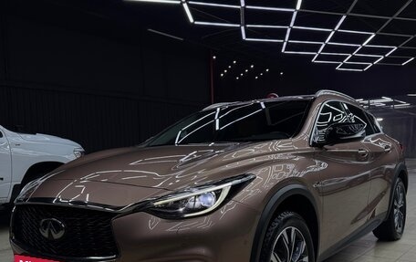 Infiniti QX30, 2017 год, 3 300 000 рублей, 8 фотография