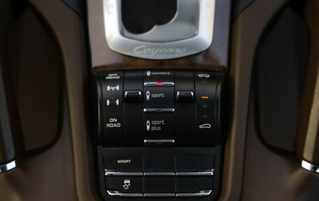 Porsche Cayenne III, 2015 год, 4 750 000 рублей, 25 фотография