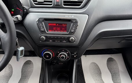 KIA Rio III рестайлинг, 2015 год, 685 000 рублей, 21 фотография