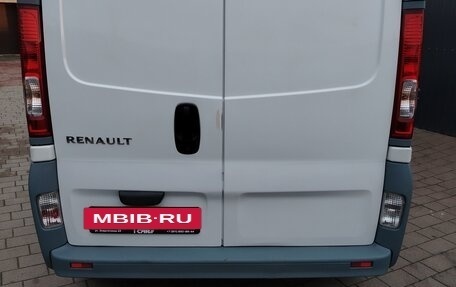 Renault Trafic, 2007 год, 970 000 рублей, 2 фотография