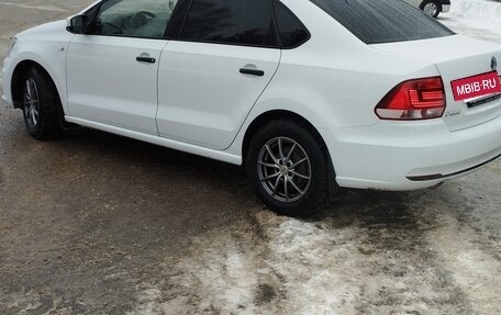 Volkswagen Polo VI (EU Market), 2017 год, 950 000 рублей, 3 фотография