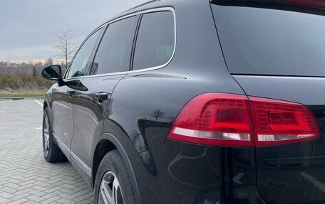 Volkswagen Touareg III, 2012 год, 1 950 000 рублей, 3 фотография