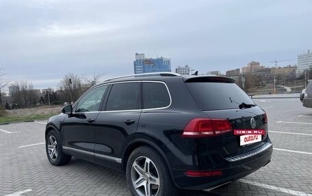 Volkswagen Touareg III, 2012 год, 1 950 000 рублей, 4 фотография