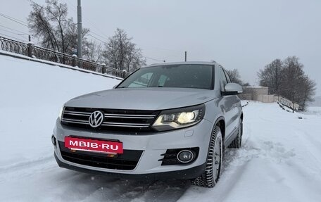 Volkswagen Tiguan I, 2013 год, 1 640 000 рублей, 2 фотография