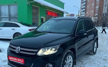 Volkswagen Tiguan I, 2012 год, 999 000 рублей, 4 фотография