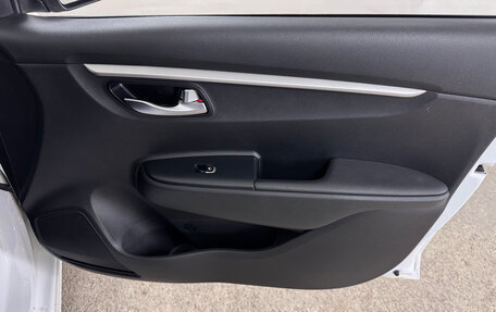 KIA Rio IV, 2022 год, 1 797 000 рублей, 23 фотография