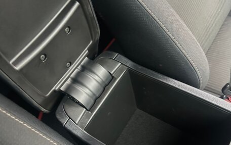 Toyota RAV4, 2013 год, 2 100 000 рублей, 24 фотография