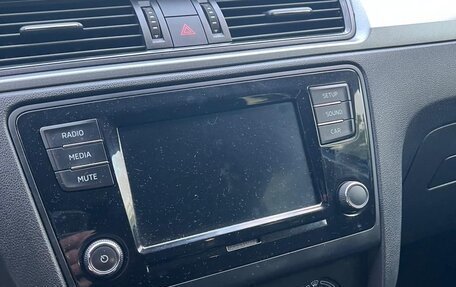 Skoda Rapid I, 2018 год, 1 350 000 рублей, 8 фотография