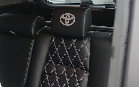 Toyota Land Cruiser Prado 150 рестайлинг 2, 2011 год, 2 350 000 рублей, 19 фотография