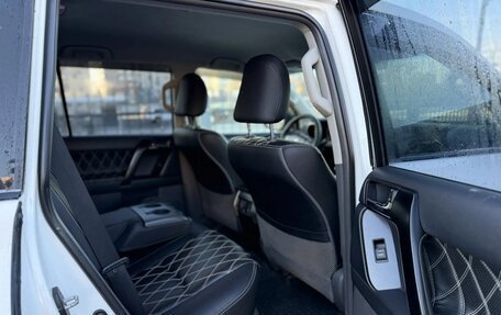 Toyota Land Cruiser Prado 150 рестайлинг 2, 2011 год, 2 350 000 рублей, 21 фотография