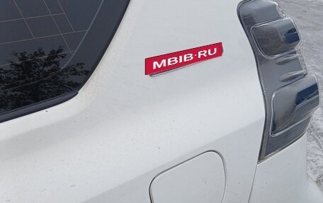 Toyota Land Cruiser Prado 150 рестайлинг 2, 2011 год, 2 350 000 рублей, 14 фотография