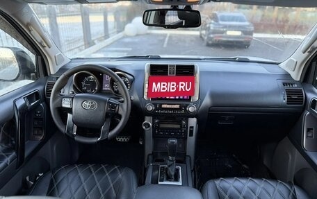 Toyota Land Cruiser Prado 150 рестайлинг 2, 2011 год, 2 350 000 рублей, 10 фотография