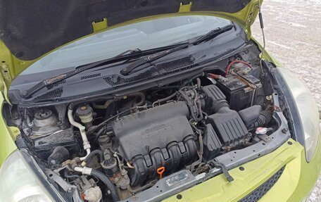 Honda Fit III, 2005 год, 280 000 рублей, 3 фотография