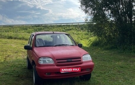 Chevrolet Niva I рестайлинг, 2005 год, 210 000 рублей, 1 фотография