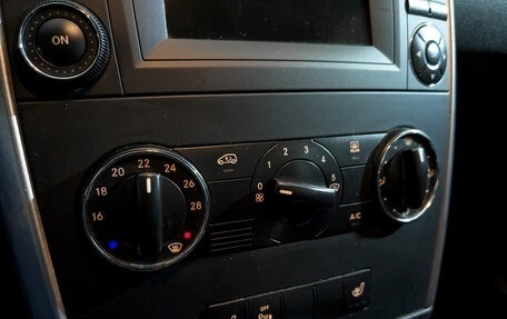 Mercedes-Benz B-Класс, 2010 год, 880 000 рублей, 21 фотография