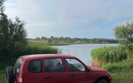 Chevrolet Niva I рестайлинг, 2005 год, 210 000 рублей, 2 фотография