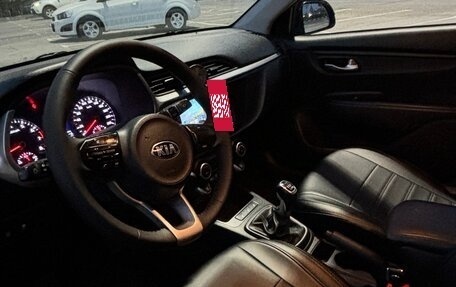 KIA Rio IV, 2020 год, 1 590 000 рублей, 10 фотография