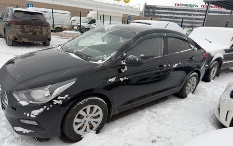 Hyundai Solaris II рестайлинг, 2018 год, 665 000 рублей, 3 фотография