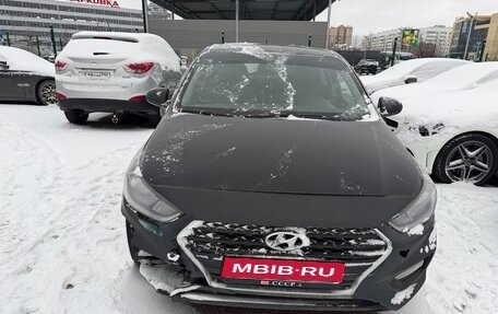 Hyundai Solaris II рестайлинг, 2018 год, 665 000 рублей, 1 фотография
