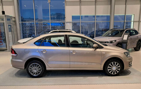 Volkswagen Polo VI (EU Market), 2015 год, 1 028 000 рублей, 4 фотография