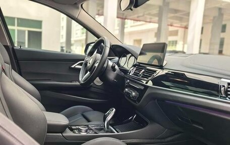 BMW 1 серия, 2023 год, 1 680 000 рублей, 7 фотография