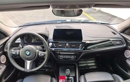 BMW 1 серия, 2023 год, 1 680 000 рублей, 6 фотография