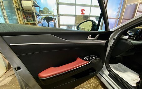 KIA K5, 2021 год, 2 500 000 рублей, 20 фотография