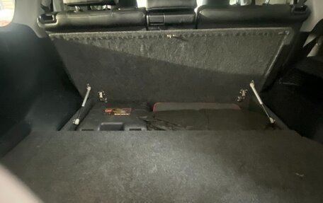 Toyota Land Cruiser Prado 150 рестайлинг 2, 2020 год, 7 000 000 рублей, 8 фотография