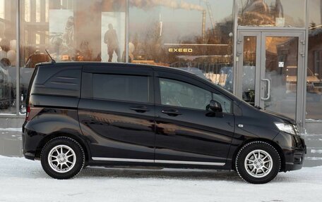 Honda Freed I, 2011 год, 1 100 000 рублей, 4 фотография