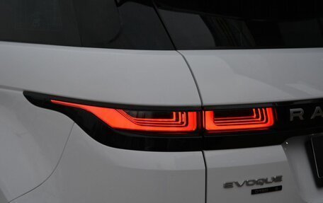 Land Rover Range Rover Evoque II, 2019 год, 3 520 000 рублей, 10 фотография