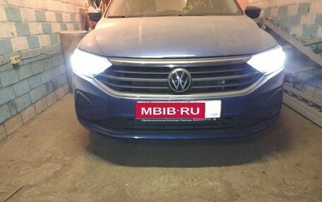 Volkswagen Polo VI (EU Market), 2021 год, 2 100 000 рублей, 3 фотография