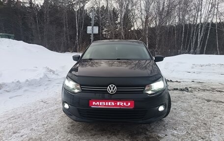 Volkswagen Polo VI (EU Market), 2012 год, 750 000 рублей, 1 фотография