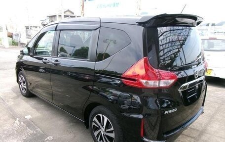 Honda Freed II, 2022 год, 1 463 000 рублей, 2 фотография