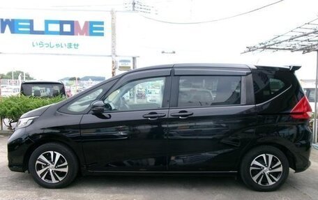 Honda Freed II, 2022 год, 1 463 000 рублей, 5 фотография