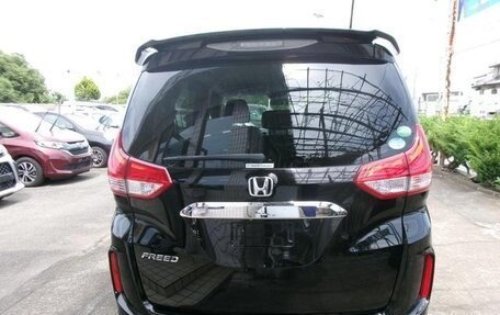 Honda Freed II, 2022 год, 1 463 000 рублей, 8 фотография