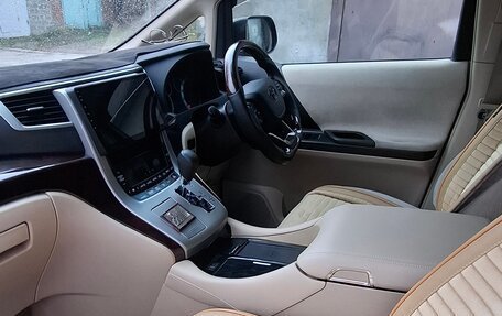 Toyota Alphard III, 2012 год, 2 800 000 рублей, 4 фотография