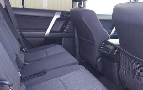 Toyota Land Cruiser Prado 150 рестайлинг 2, 2017 год, 5 150 000 рублей, 11 фотография