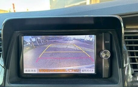 Toyota ISis I, 2013 год, 1 171 000 рублей, 10 фотография