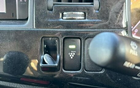 Toyota ISis I, 2013 год, 1 171 000 рублей, 18 фотография