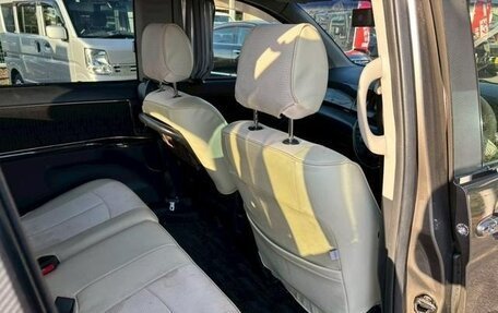 Toyota ISis I, 2013 год, 1 171 000 рублей, 24 фотография