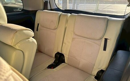 Toyota ISis I, 2013 год, 1 171 000 рублей, 31 фотография