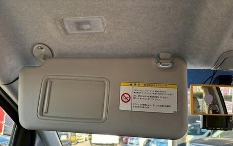 Toyota ISis I, 2013 год, 1 171 000 рублей, 30 фотография