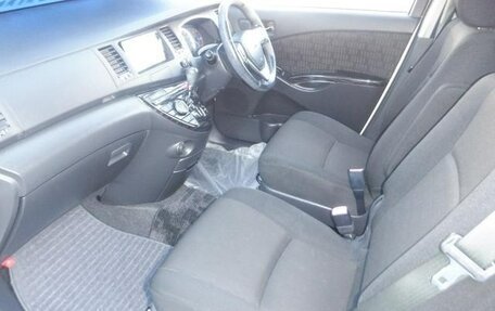 Toyota ISis I, 2012 год, 1 078 000 рублей, 13 фотография