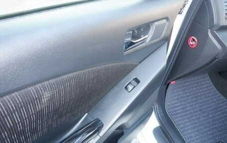 Toyota ISis I, 2012 год, 1 078 000 рублей, 15 фотография