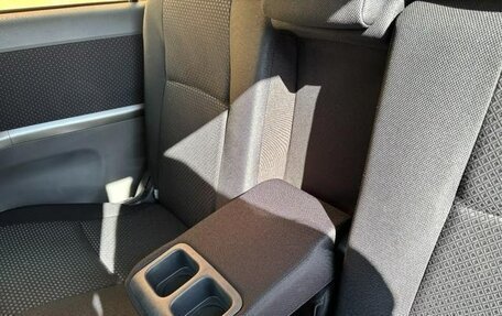 Toyota ISis I, 2012 год, 956 000 рублей, 11 фотография